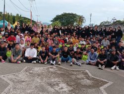 GGK dan Team Work Berbagi Takjil dan Bingkisan Lebaran di Ternate