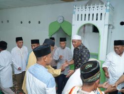 Wali Kota dan Wawali Tidore Bukber dengan Warga Gubukusuma