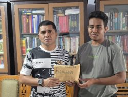 Mahasiswa dan Majelis Taklim Desa Suma Serahkan Donasi untuk Palestina