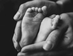 Warga Ternate Temukan Jasad Bayi dalam Kantong Plastik di Selokan 