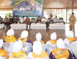 Pesan Penting Wali Kota Ternate saat Lepas CJH: Jaga Kekompakan