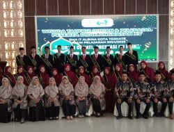 SMA IT Albina Kota Ternate Wisudakan Puluhan Siswa Terbaik