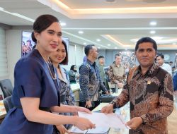 Hasby Serahkan Rekomendasi Program Pariwisata Maluku Utara ke Menpar 