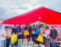 Peduli Korban Banjir, Wartawan Halsel Salurkan Bantuan