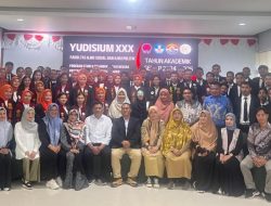 Gelar Yudisium, FISIP UMMU Cetak Lulusan Berprestasi-Siap Berkontribusi 