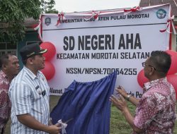 Wakil Bupati Morotai Resmikan Sejumlah Sekolah yang Pernah Ditutup
