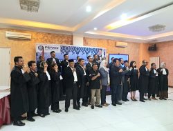 Peradi Ternate Resmi Angkat 17 Advokat Baru