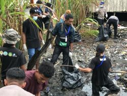Semarakkan Festival Satwa Liar Maluku Utara dengan Aksi Pungut Sampah