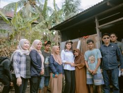 Gubernur Sherly Tinjau Rumah Warga tak Layak Huni di Kota Ternate