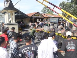 Polres Halmahera Utara Latihan Antisipasi Unjuk Rasa