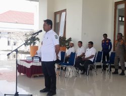 Bupati Haltim Lepas 16 Anggota Satpol PP dan Damkar Ikut Komcad di Rindam XV/Pattimura