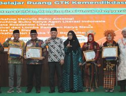 Malam Anugerah Penulis Guru Indonesia 2025 Jadi Inspirasi di Ternate