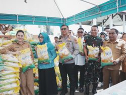 Pangan Murah Hadir di Guraping, Warga Sambut Gubernur Sherly dengan Syukur