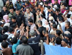 Wapres dan Gubernur Sherly Disambut Antusias Warga di Pasar Gamalama Ternate