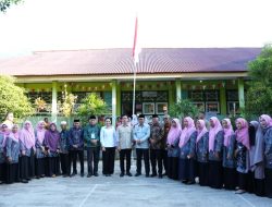 Pastikan Akses Kesehatan Merata, Wapres Tinjau Layanan CKG di SDN 32 Ternate