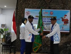 Wagub Sarbin Lepas Kontingen Malut ke POPNAS dan PEPARPENAS 2025