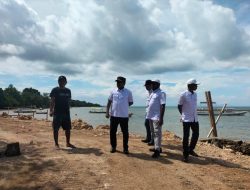 Bupati Morotai Marah Kontraktor gegara Proyek Talud Berjalan Lambat