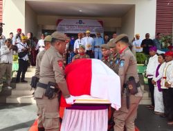 Penghormatan Terakhir untuk Eks Bupati Halmahera Utara Hein Namotemo 