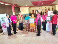 Peduli Korban Banjir, Pemkab Halbar Apresiasi Kapolda dan Bhayangkari