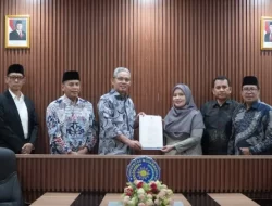 Prof Ranita Jadi Rektor Perempuan Pertama di UMMU