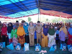 1.000 Paket Pangan Murah di Bulan Ramadan, Warga Sidangoli Full Senyum 