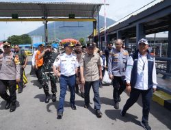 Tinjau Posko Lebaran, Wagub Pastikan Mobilisasi Penumpang di Maluku Utara Berjalan Efektif 