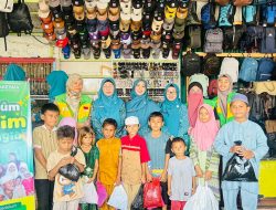 Yakesma dan TP PKK Halsel Ajak Ratusan Anak Yatim Belanja Kebutuhan Lebaran 