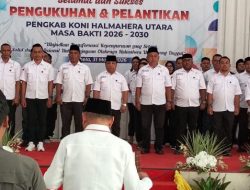 Sarbin Sehe Lantik Bupati Piet Jadi Ketua KONI Halmahera Utara 