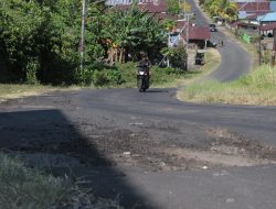 Jalan Tanjakan di Bobanehena Rusak Parah, Sering Makan Korban