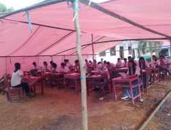 Di Tenda Pengungsian, Siswa SMA Batang Dua Jalani Ujian dengan Semangat