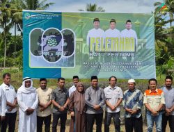 Bupati Halmahera Timur Letakkan Batu Pertama Pembangunan Masjid Al-Muhtadin