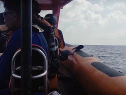 Longboat Bawa 8 Penumpang Terbalik di Halmahera Utara, 7 Orang Selamat-1 Meninggal 