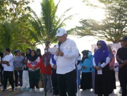 Jalan Sehat Hardiknas di Ternate, Wagub Sarbin Tekankan Pendidikan Karakter