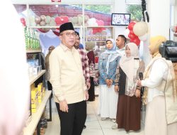 Dongkrak Produk Lokal, Wali Kota Ternate Resmikan Cabang Kedua Toko Oleh-Oleh Pakesang