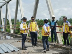Tinjau Kesiapan Jalan dan Perbaikan Jembatan Penghubung Halmahera, BPJN Malut Pastikan Lancar