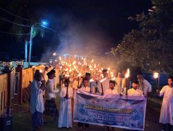 Mahasiswa KKSD UMMU dan Pemuda Paceda Pawai Obor Sambut Iduladha 