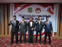 Wagub Lantik Lima Anggota Komisi Informasi Maluku Utara Periode 2026-2030