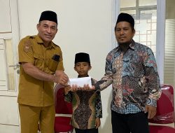 Pemkab Morotai Serahkan Bantuan Pendampingan untuk Qari MTQ Nasional