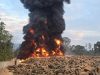 Ribuan Ban Bekas Terbakar di Kawasan PT IWIP, 6 Jam Api Belum juga Padam